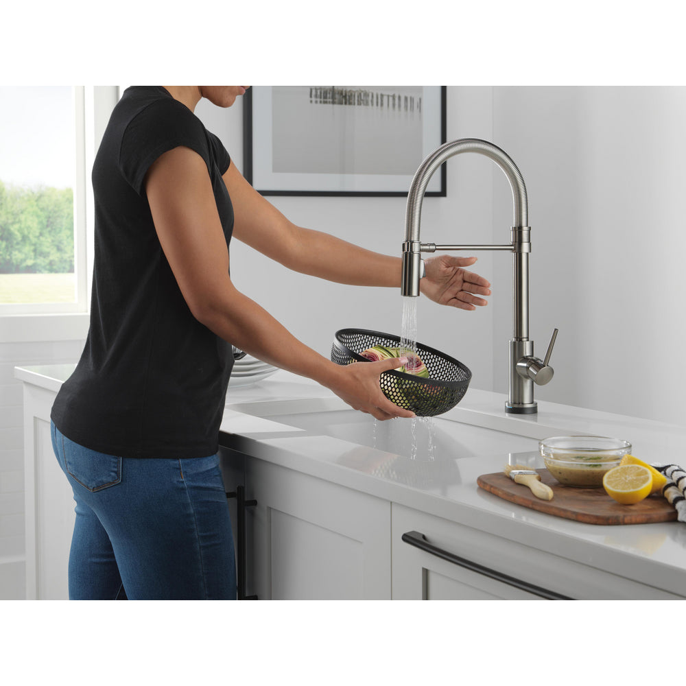 Delta Trinsic Touch2O Technology Kitchen Faucet with Touchless Technology - 9659TL