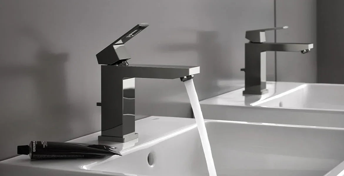 Grohe Eurocube Single Hole Single-Handle M-Size Bathroom Faucet, 1.2 GPM