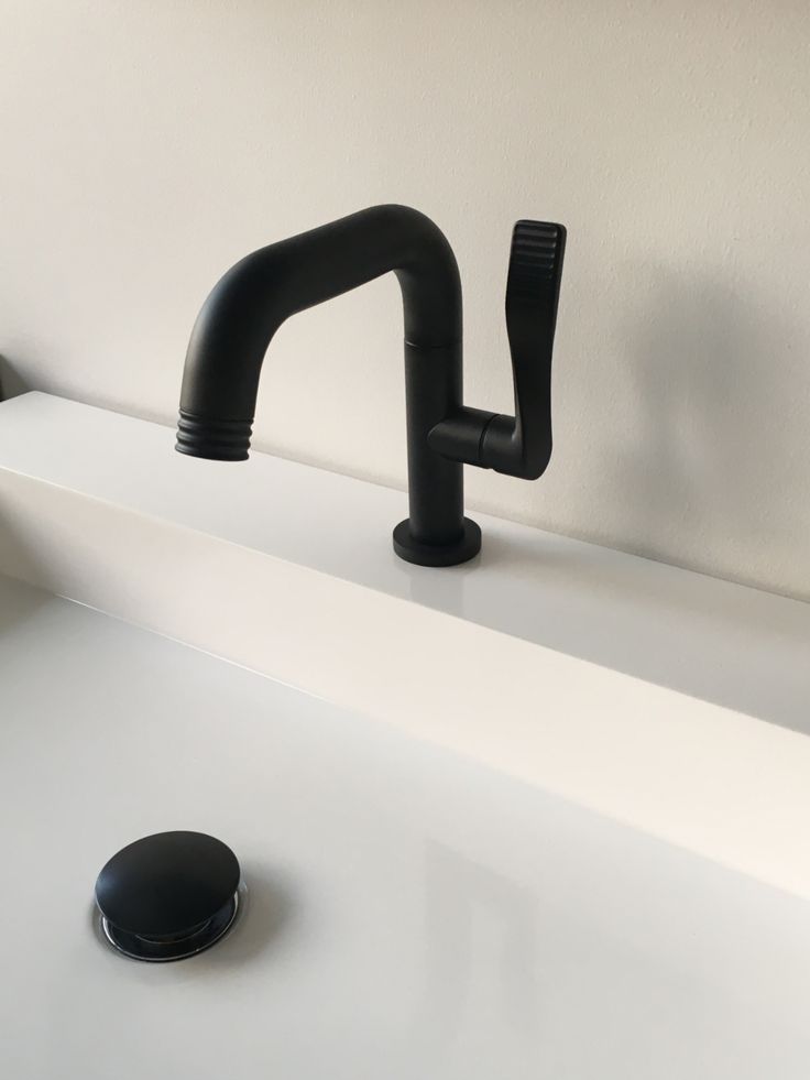 Aquabrass 12014 Solo Tubo Single-Hole Lavatory Faucet