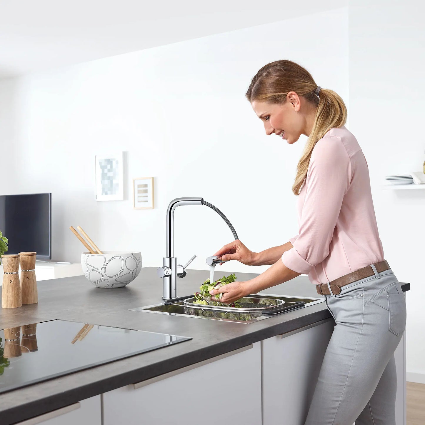 Mitigeur de cuisine Grohe Blue à bec douchette extractible, un jet (6,6 L/min), avec eau réfrigérée et eau pétillante - 31608