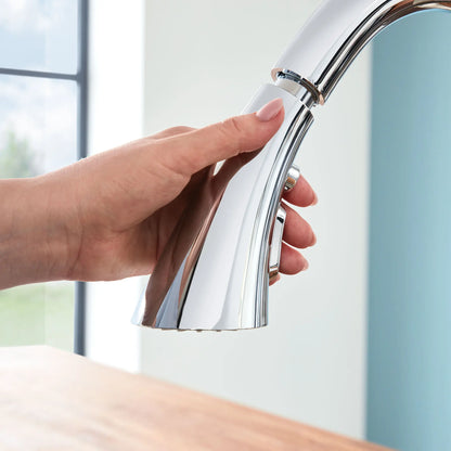 Grohe Zedra Single-Handle Pull Down Kitchen Faucet Triple Spray (1.75 gpm) - 32298