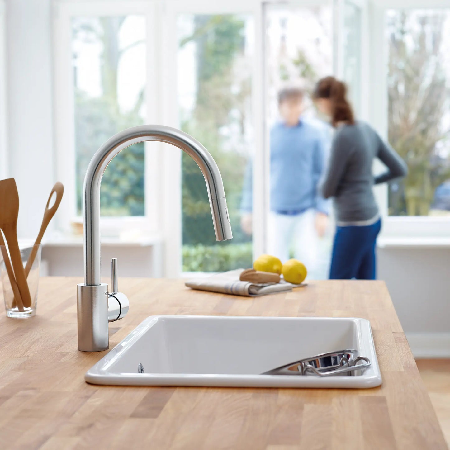 Grohe Concetto Single-Handle Pull Down Kitchen Faucet Dual Spray 1.75 GPM - 32665