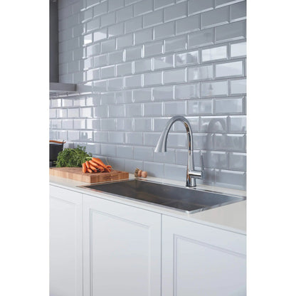Grohe Single-Handle Pull Down Kitchen Faucet Triple Spray 6.6 L/min (1.75 gpm) with Touch Technology - 30205