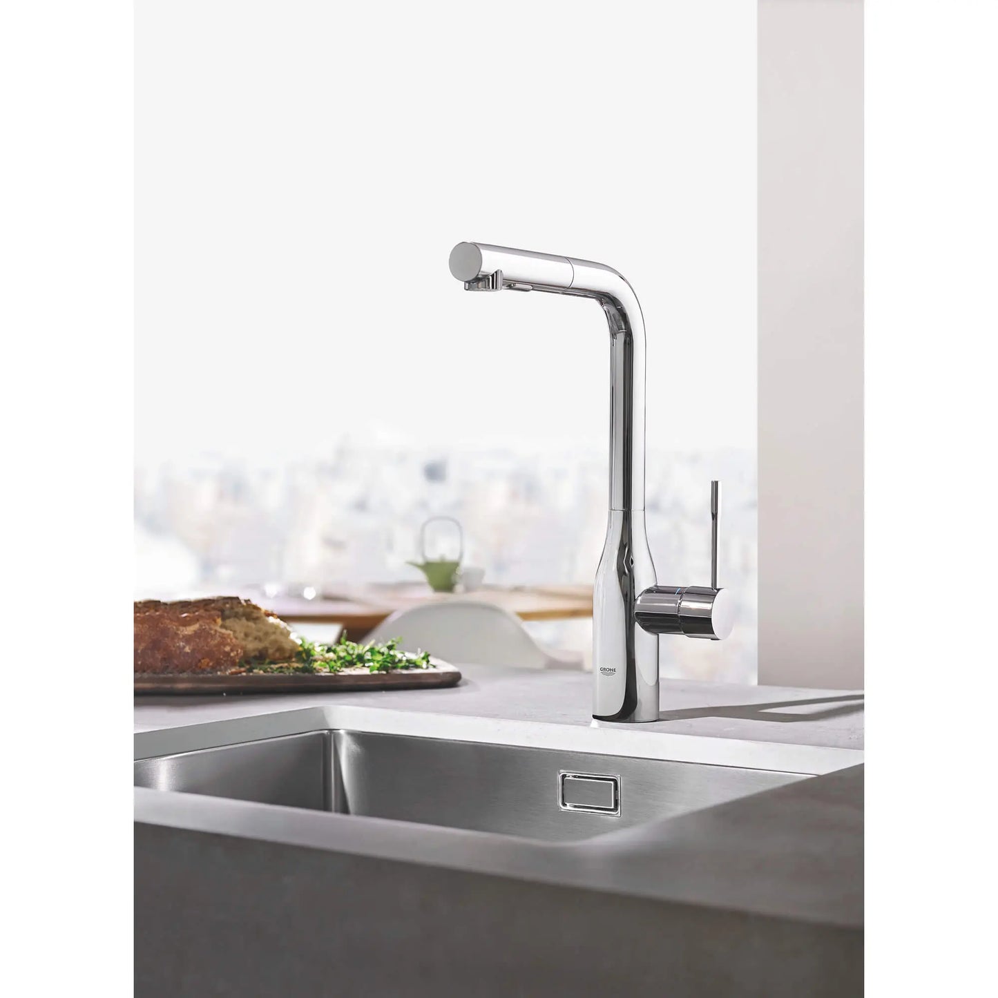 Grohe Essence Single-Handle Pull-Out Kitchen Faucet Dual Spray (1.75 gpm) - 30271