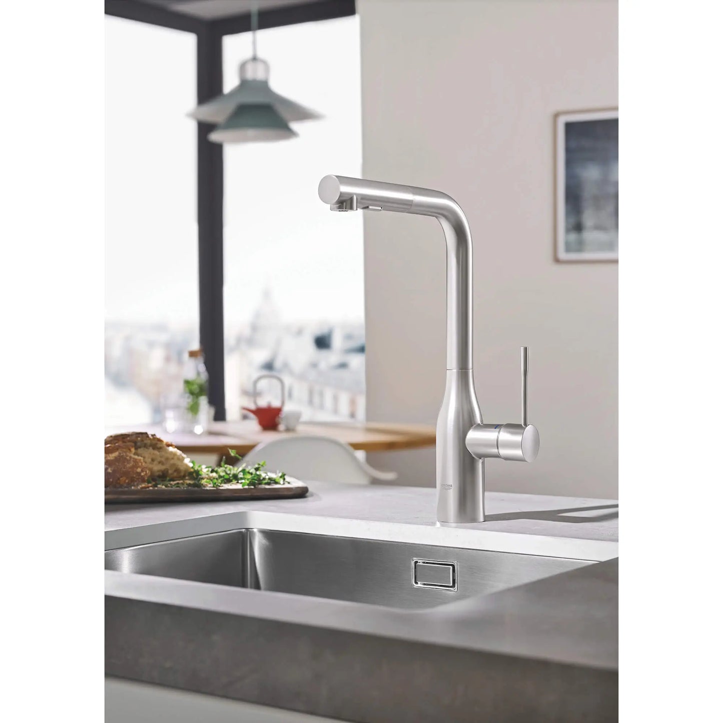 Grohe Essence Single-Handle Pull-Out Kitchen Faucet Dual Spray (1.75 gpm) - 30271