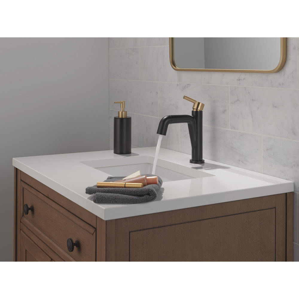 Delta Single Handle Pull-Down Bathroom Faucet - 15849LF