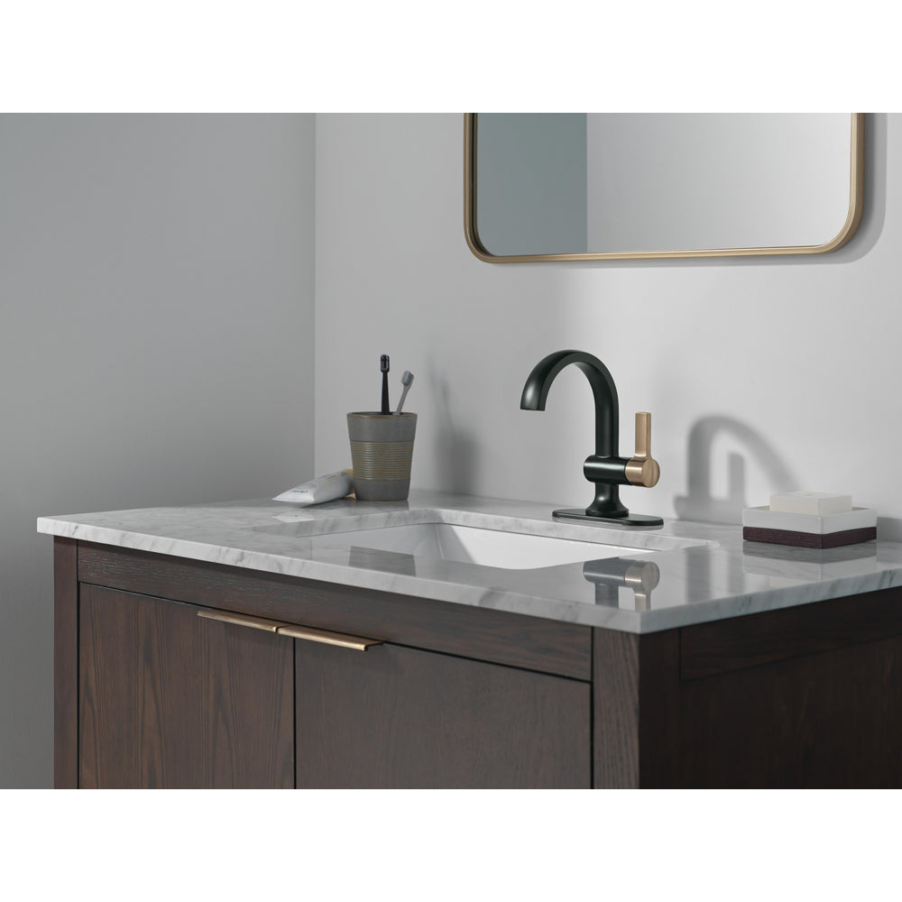 Delta Single Handle Bathroom Faucet - 15855LF