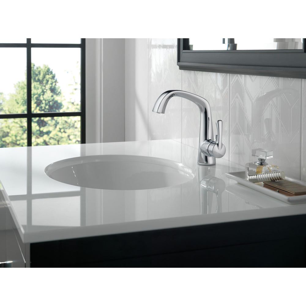 Delta Larkin Single Handle Centerset Faucet - 15890LF