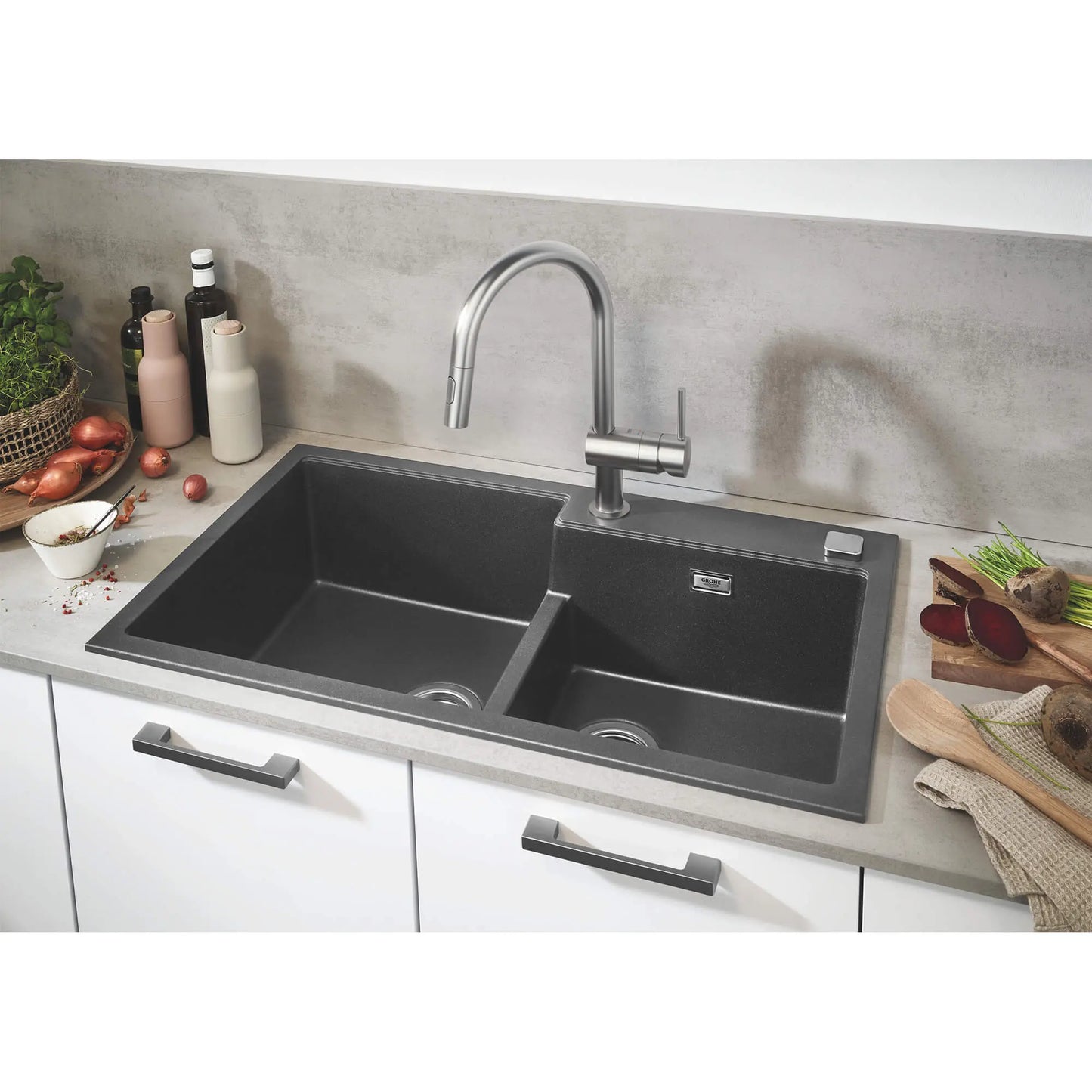 Grohe Minta Single-Handle Pull Down Kitchen Faucet Dual Spray 1.75 gpm - 31378