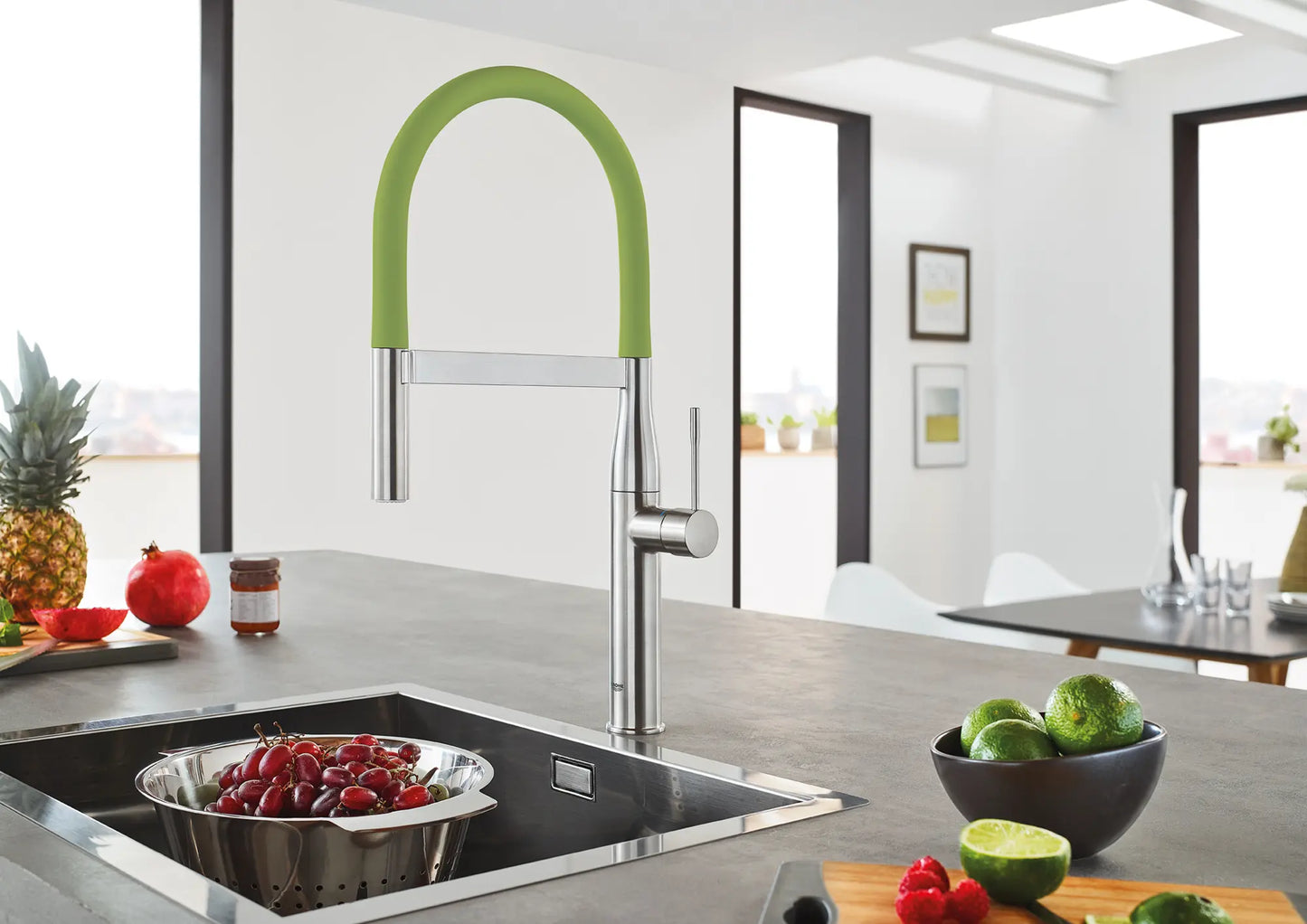 Grohe Essence Single-Handle Semi-Pro Dual Spray Kitchen Faucet (1.75 gpm) - 30295