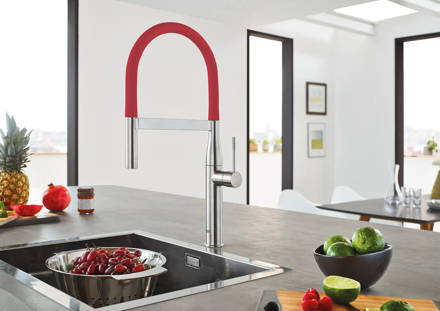 Grohe Essence Single-Handle Semi-Pro Dual Spray Kitchen Faucet (1.75 gpm) - 30295