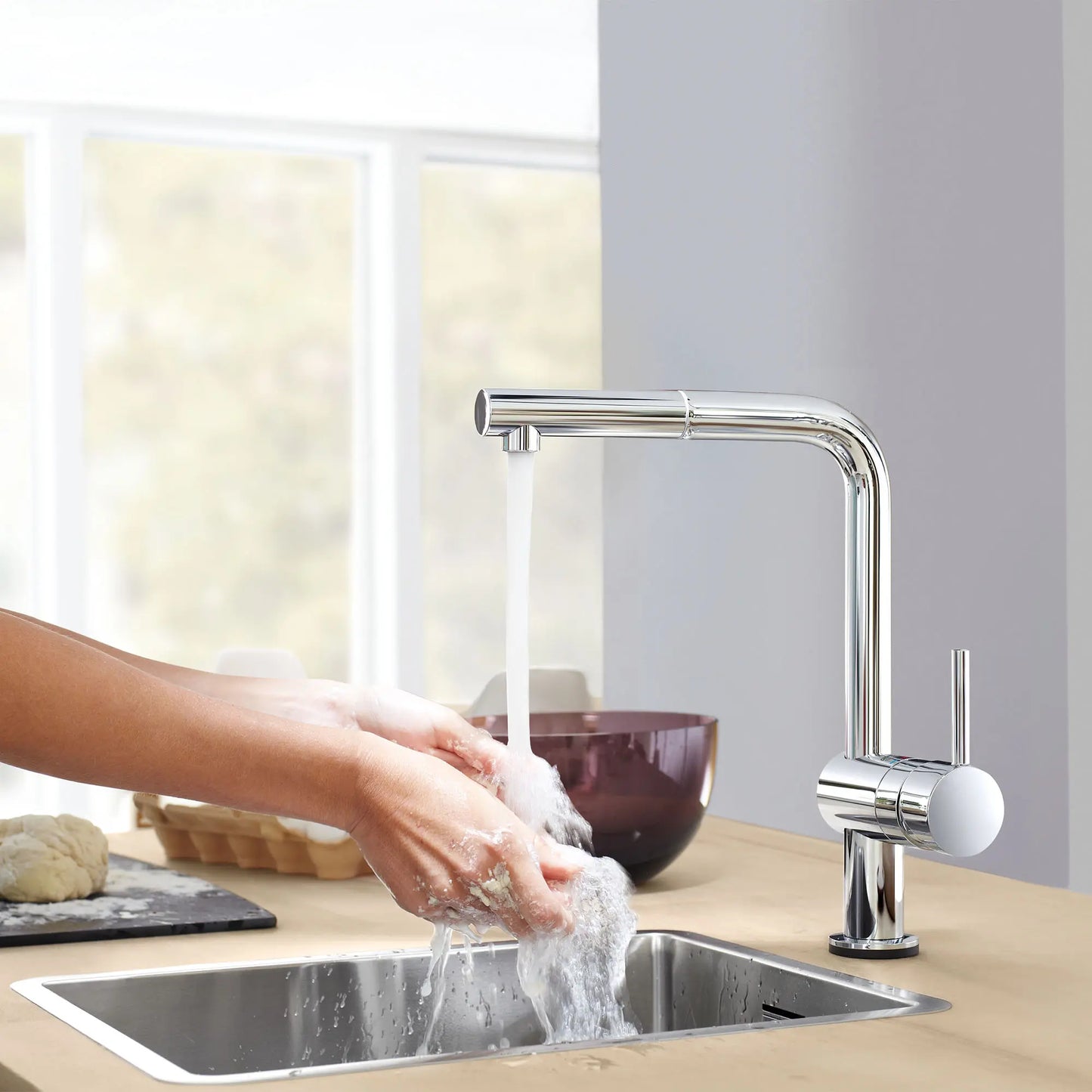 Grohe Minta Single-Handle Pull-Out Kitchen Faucet Dual Spray (1.75 gpm) - 30300