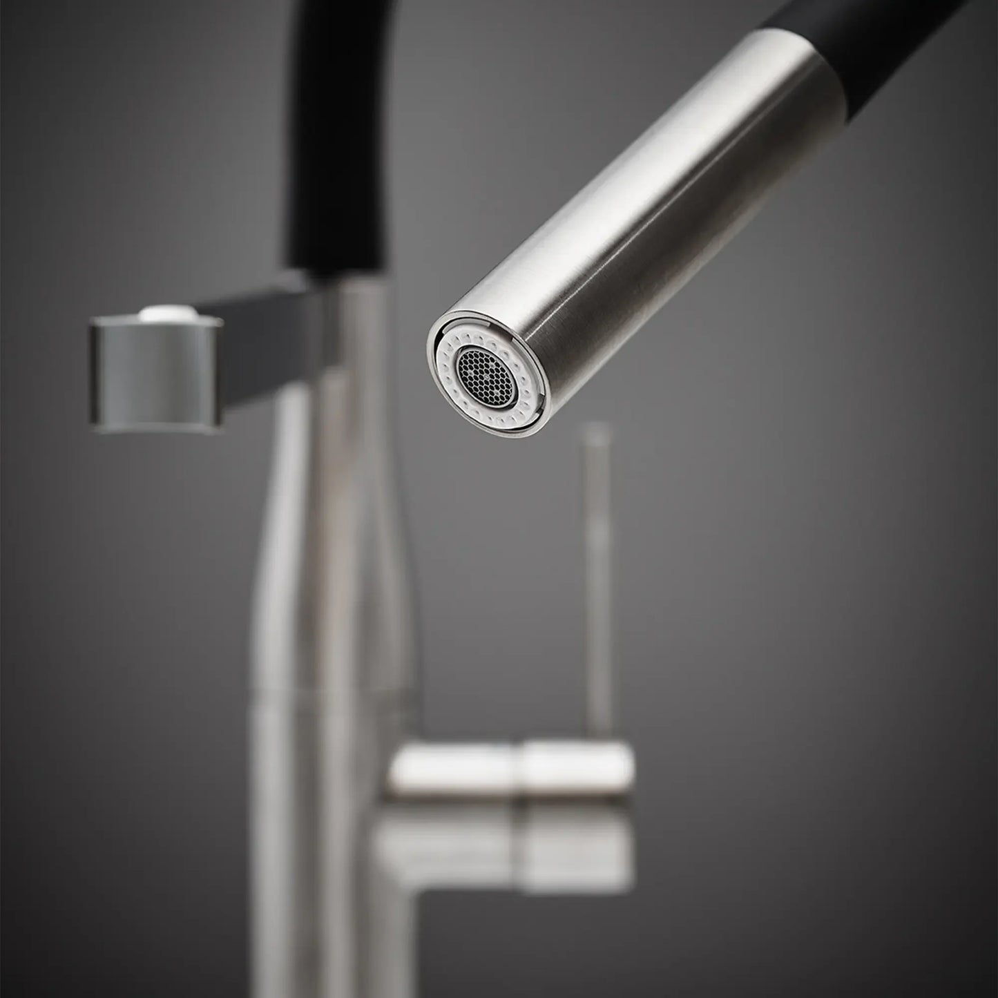 Grohe Essence Single-Handle Semi-Pro Dual Spray Kitchen Faucet (1.75 gpm) - 30295