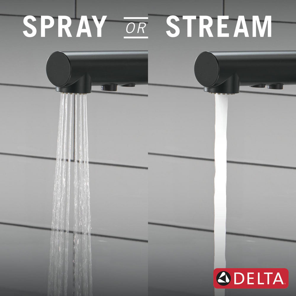 Delta Daneri Single Handle Pull-Out Kitchen Faucet - 16879