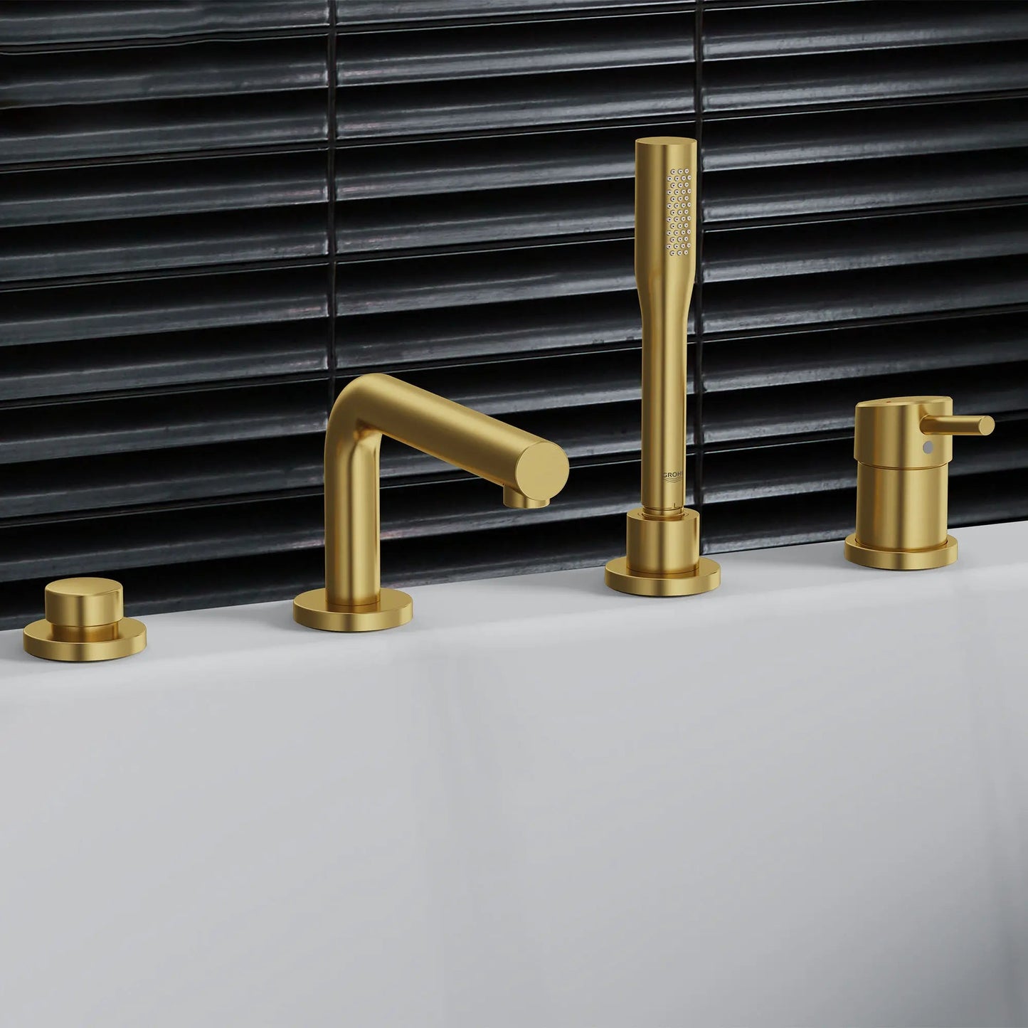 Grohe Concetto 4-Hole Single-Handle Deck Mount Roman Tub Faucet 1.75 GPM Hand Shower