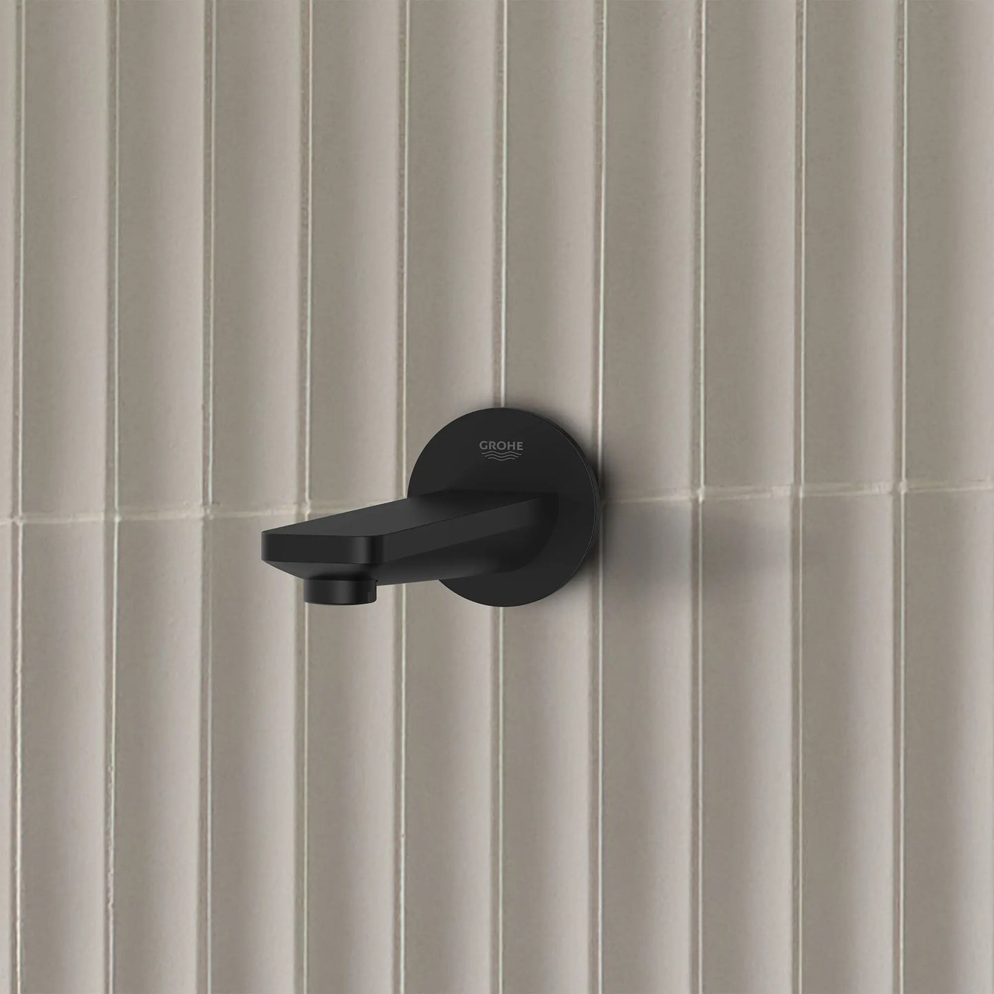 Grohe Lineare Tub Spout - 13381