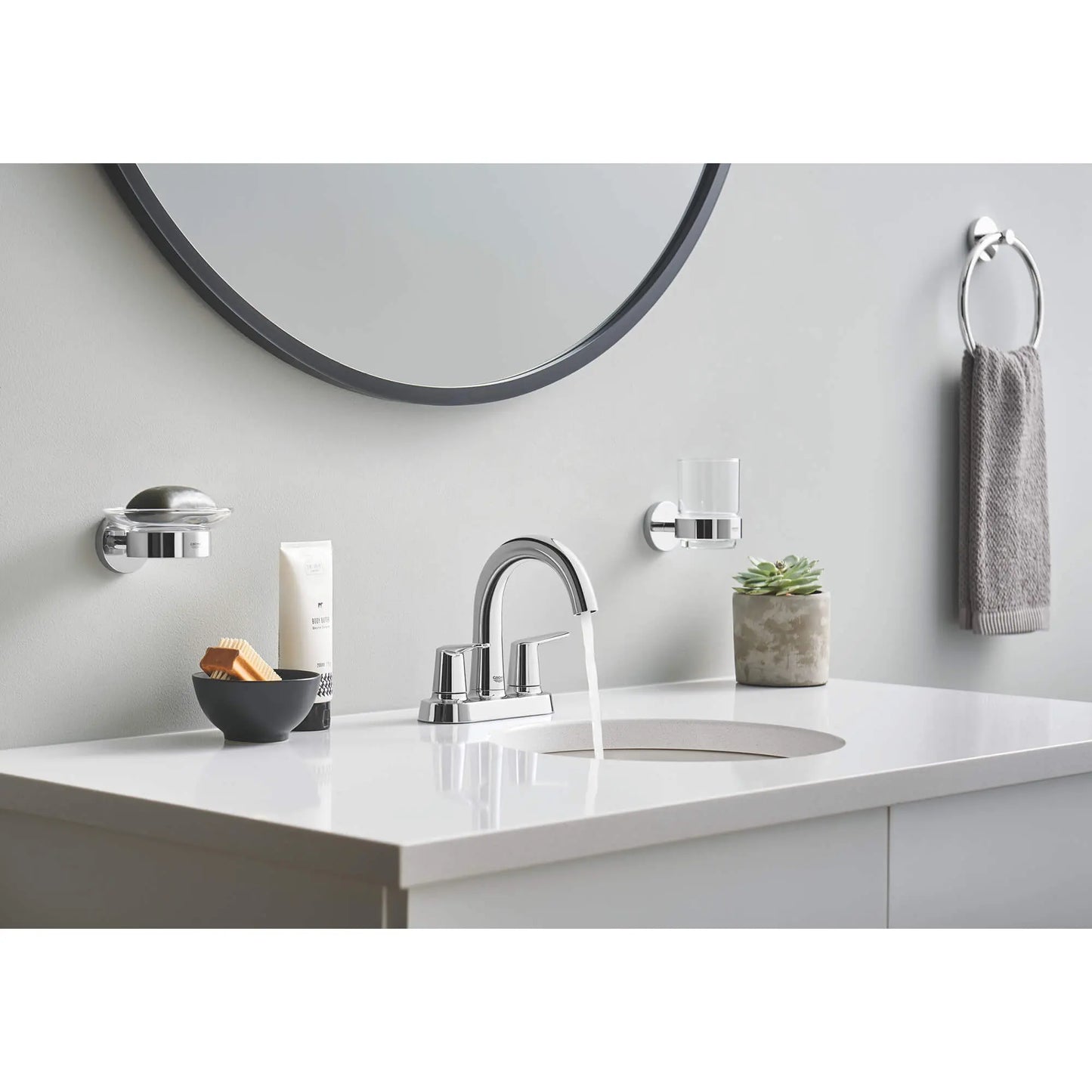 Grohe Essentials Glass with Holder - 40447