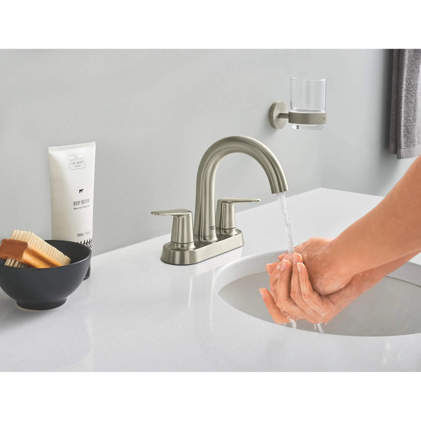 Grohe Essentials Glass with Holder - 40447