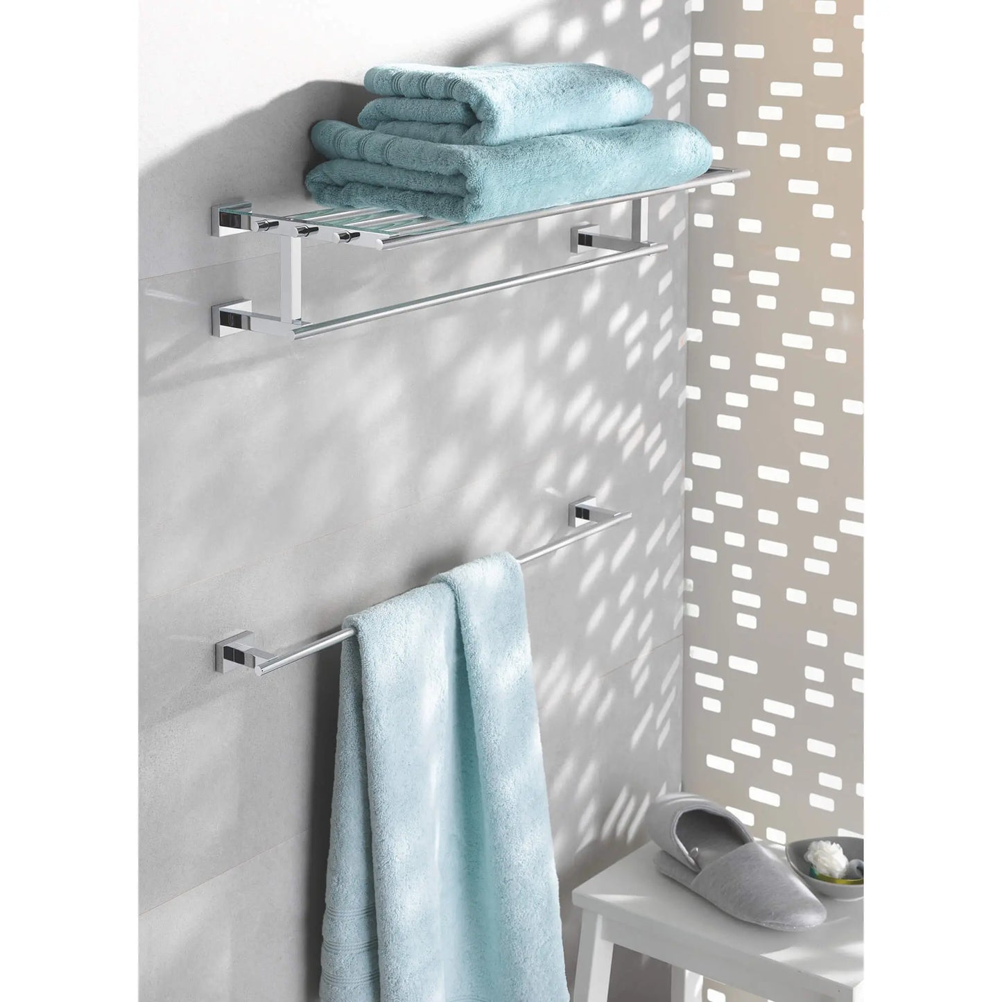 Grohe Essentials Cube 24" Towel Bar - 40509