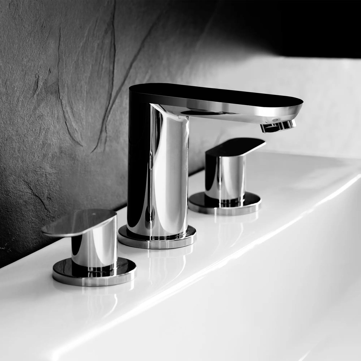 Grohe Eurosmart Cosmopolitan 8" Widespread 2-Handle S-Size Bathroom Faucet 4.5 L/min (1.2 gpm) - 20199