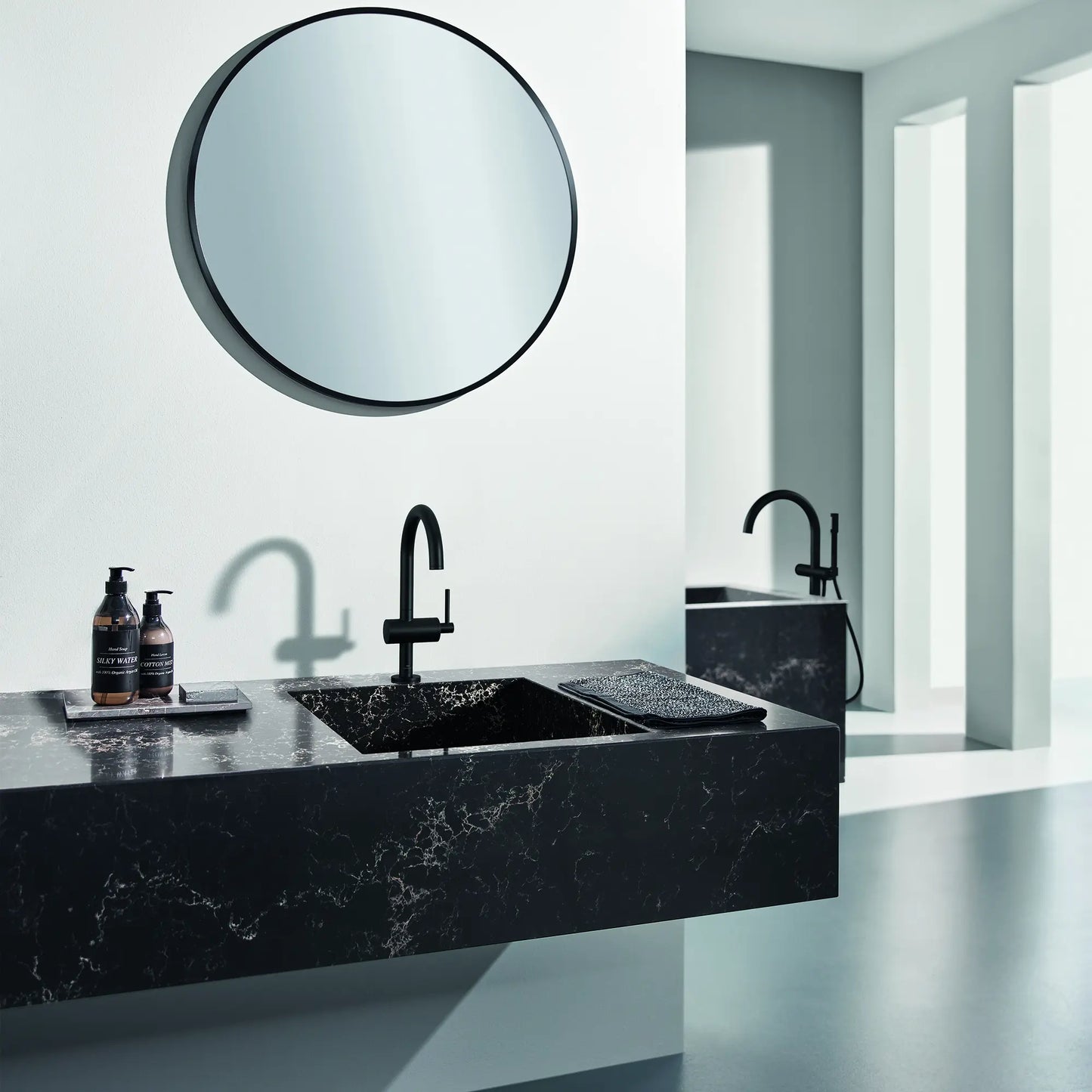 Grohe Atrio New Single Hole Single-Handle L-Size Bathroom Faucet, 1.2 GPM (4.5 L/min) - 24350