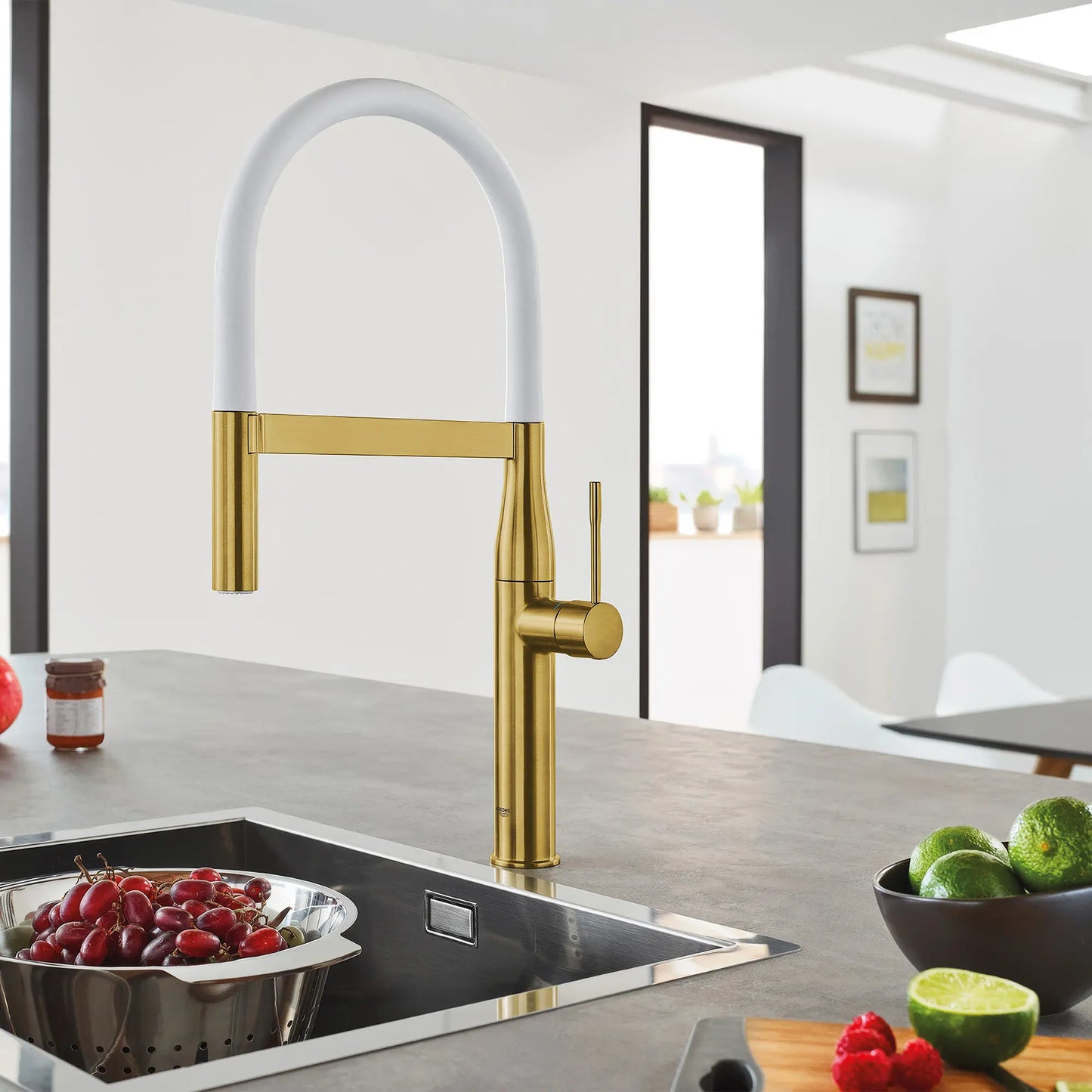 Grohe Essence Single-Handle Semi-Pro Dual Spray Kitchen Faucet (1.75 gpm) - 30295