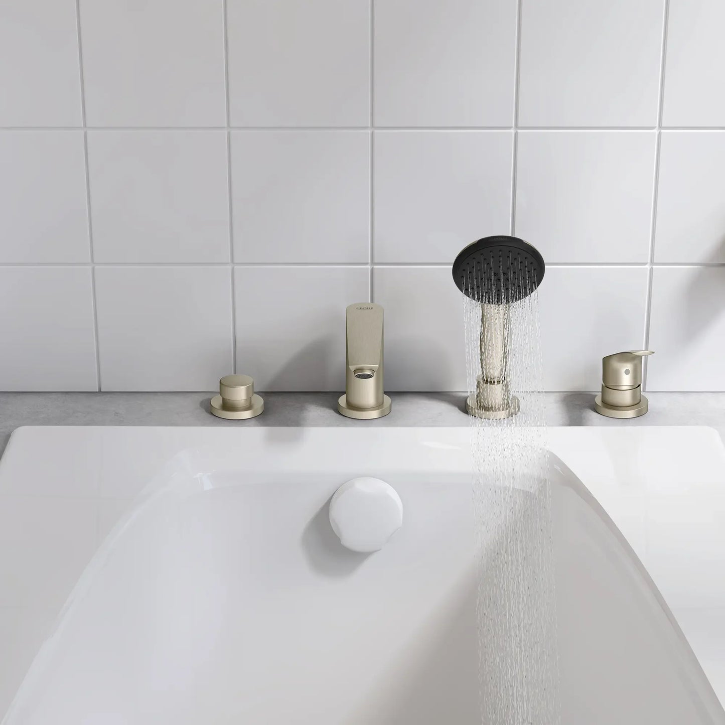 Robinet de baignoire romain monotrou Grohe Eurosmart à 4 trous, montage sur le pont, avec douchette à main de 1,5 gpm - 25277