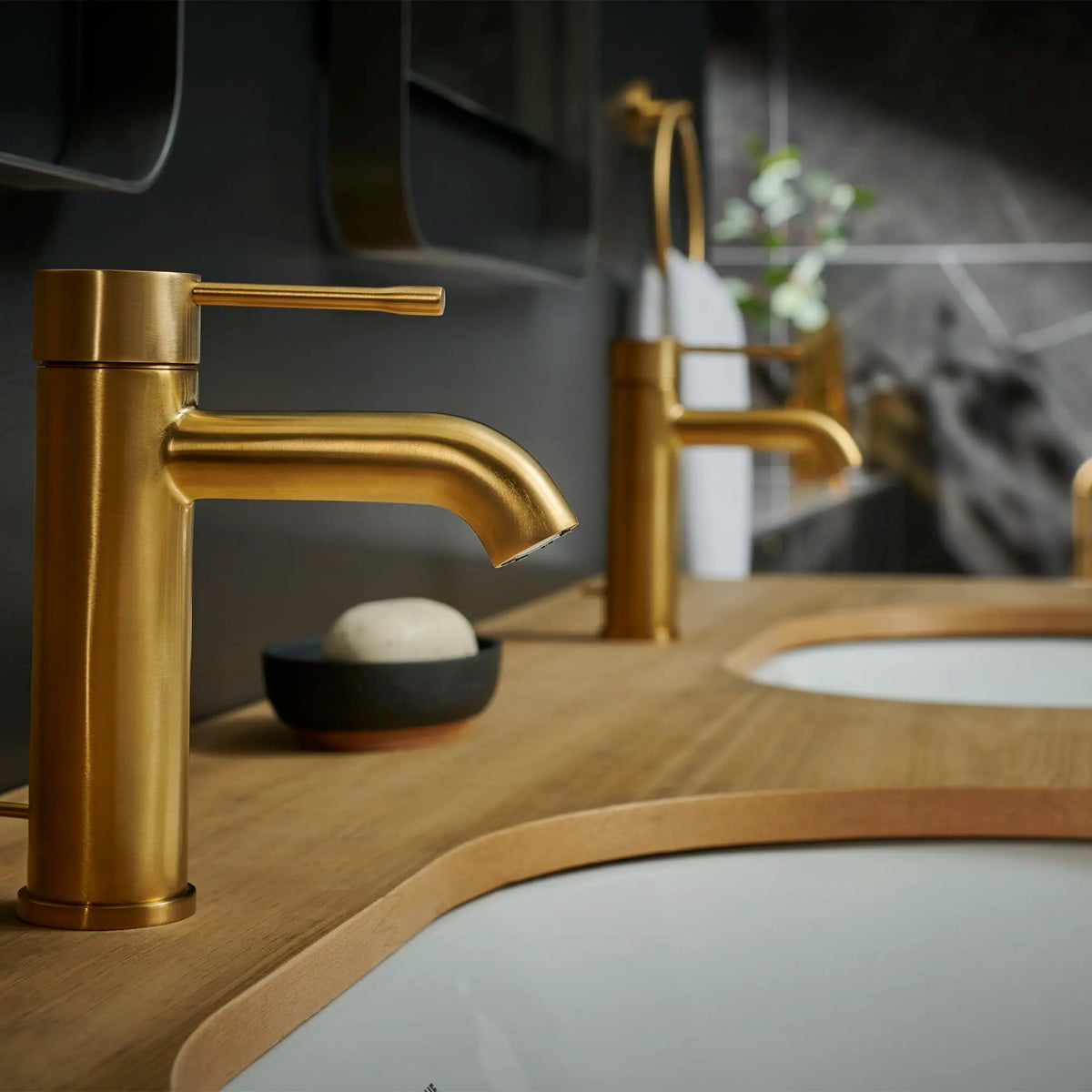 Grohe Essence Under Counter 24" Bathroom Sink