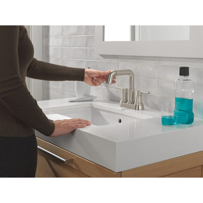 Robinet de salle de bain Delta Nicoli à deux poignées, à bec rétractable, entraxe 20 cm - 25849LF