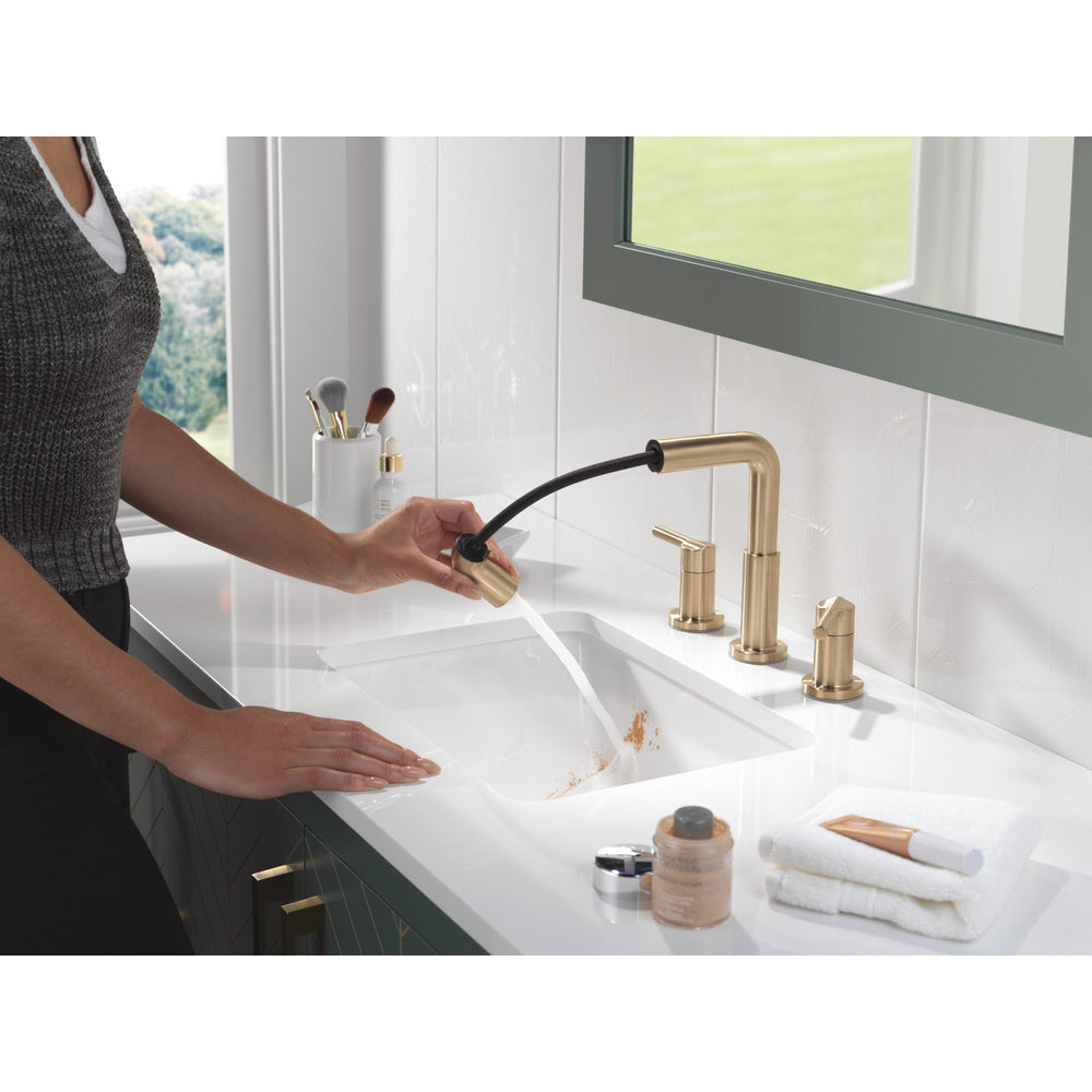 Delta Nicoli Two Handle Widespread Pull-Down Bathroom Faucet