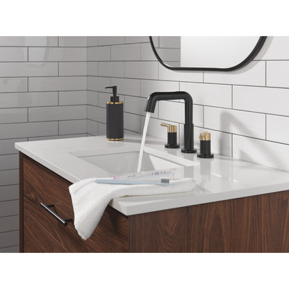 Delta Nicoli Two Handle Widespread Pull-Down Bathroom Faucet