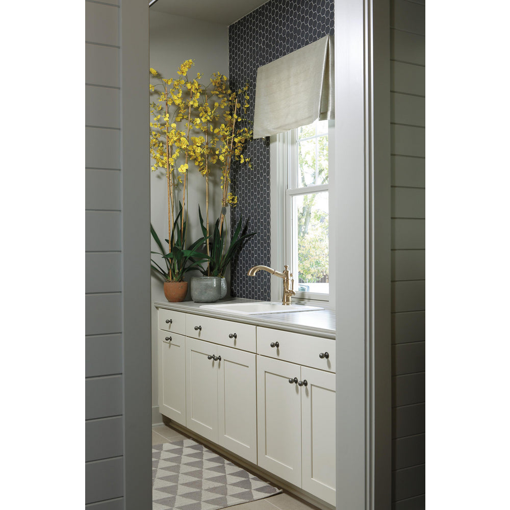 Delta Cassidy Single Handle Pull-Out Kitchen Faucet - 4197