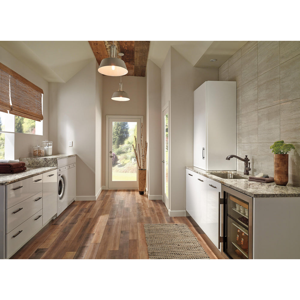 Delta Cassidy Single Handle Pull-Out Kitchen Faucet - 4197