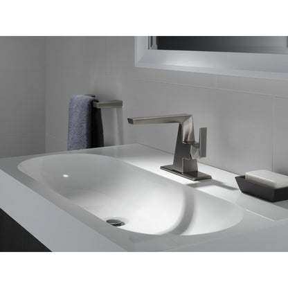 Delta Trillian Single Handle Bathroom Faucet Less Pop-Up Drain