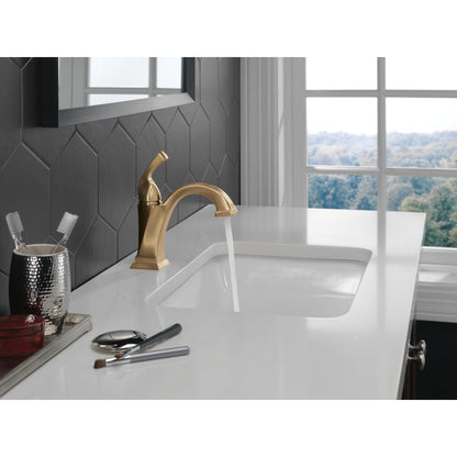 Delta Single Handle Bathroom Faucet - 551