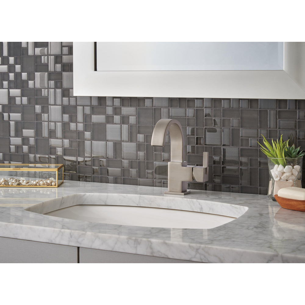 Delta Single Handle Bathroom Faucet - 553LF