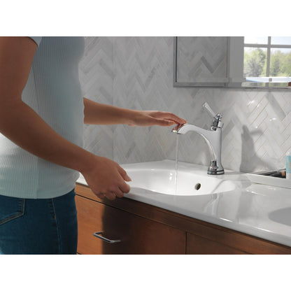 Robinet de salle de bain Delta Dorval Touch2O avec technologie sans contact - 556T
