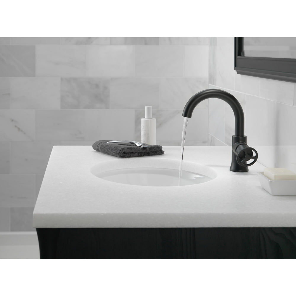 Robinet de salle de bain Delta Trinsic à poignée unique - 558HAR