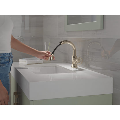 Robinet de salle de bain à poignée unique avec douchette extractible Delta Trinsic - 558HAR-PNPD