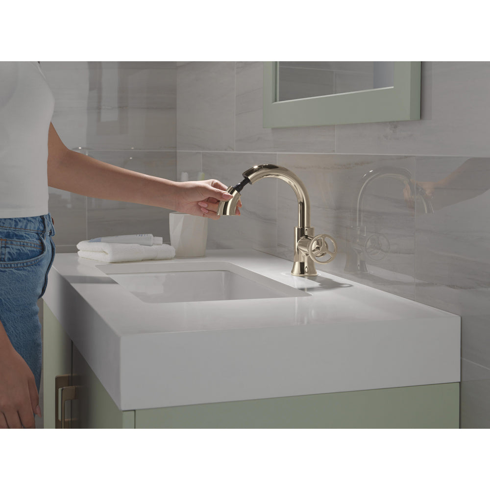 Robinet de salle de bain à poignée unique avec douchette extractible Delta Trinsic - 558HAR-PNPD