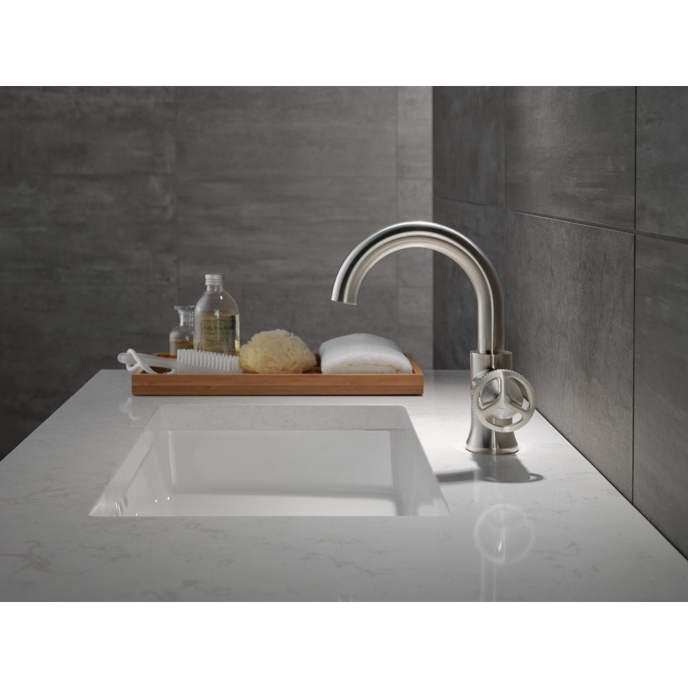 Robinet de salle de bain Delta Trinsic à poignée unique - 558HAR