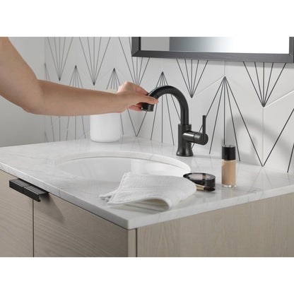 Robinet de salle de bain Delta Trinsic à poignée unique et douchette extractible - 559HAR