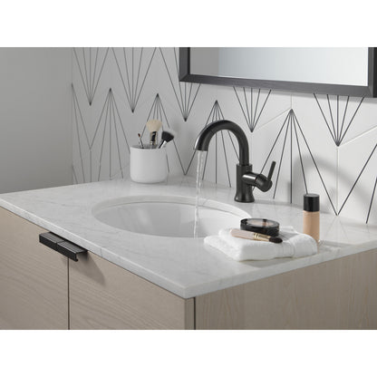 Robinet de salle de bain Delta Trinsic à poignée unique et douchette extractible - 559HAR