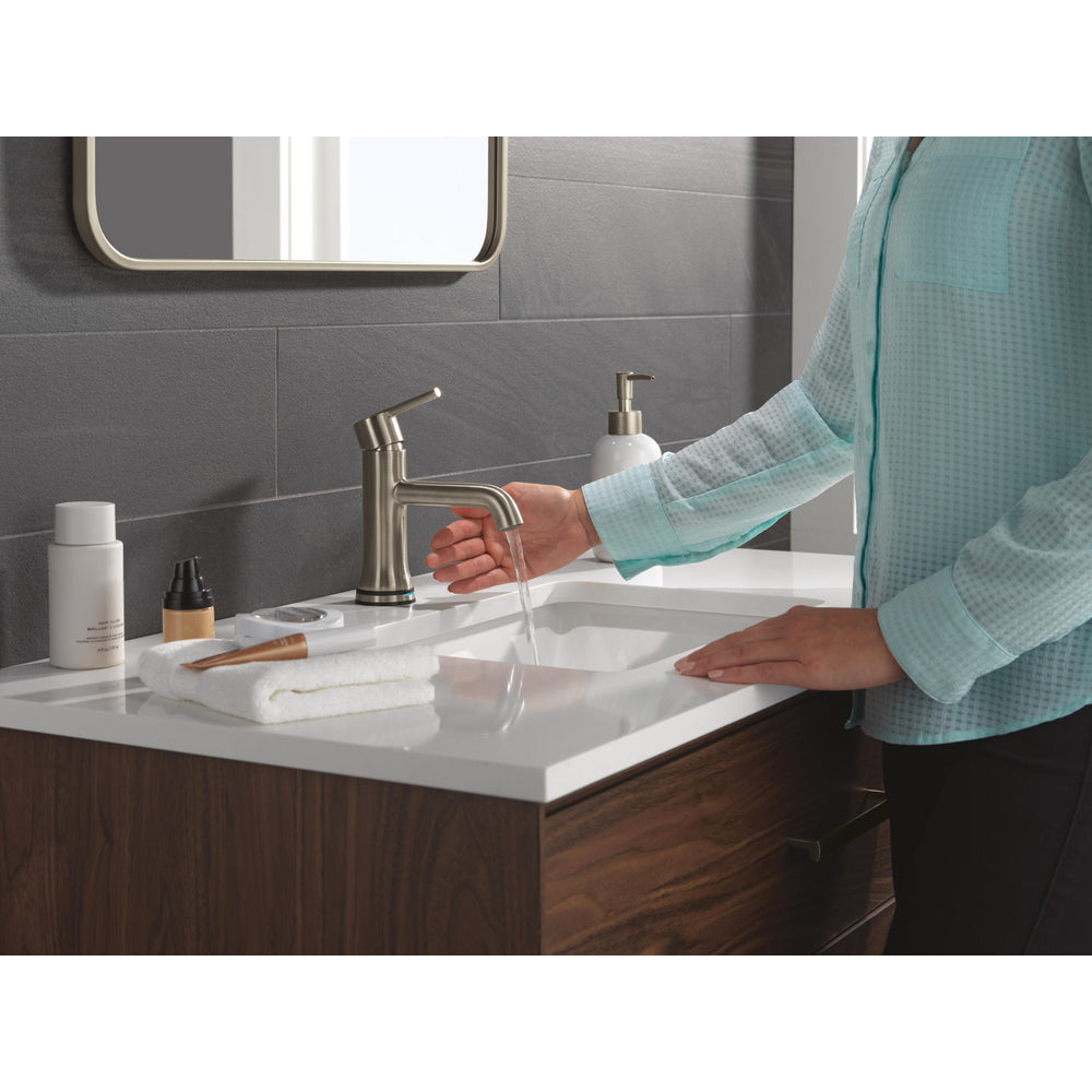Robinet de salle de bain Delta Trinsic Touch2O avec technologie sans contact - 559TLF