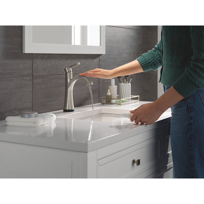 Delta Lineax Touch2O Stainless
