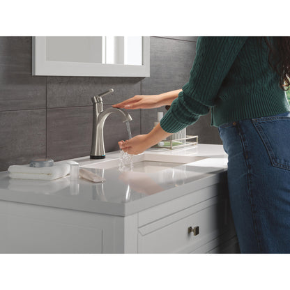 Delta Lineax Touch2O Stainless
