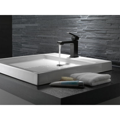 Delta Ara Single Handle Bathroom Faucet - 567LF