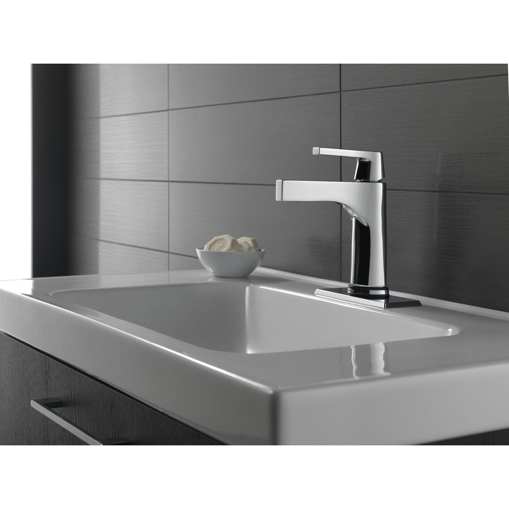 Delta Zura Touch2O Robinet de salle de bain avec technologie sans contact - 574T