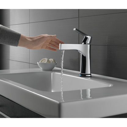 Delta Zura Touch2O Robinet de salle de bain avec technologie sans contact - 574T