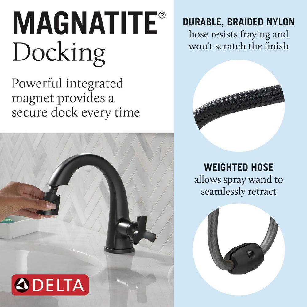 Robinet de salle de bain Delta Stryke à poignée unique et douchette extractible - 5776